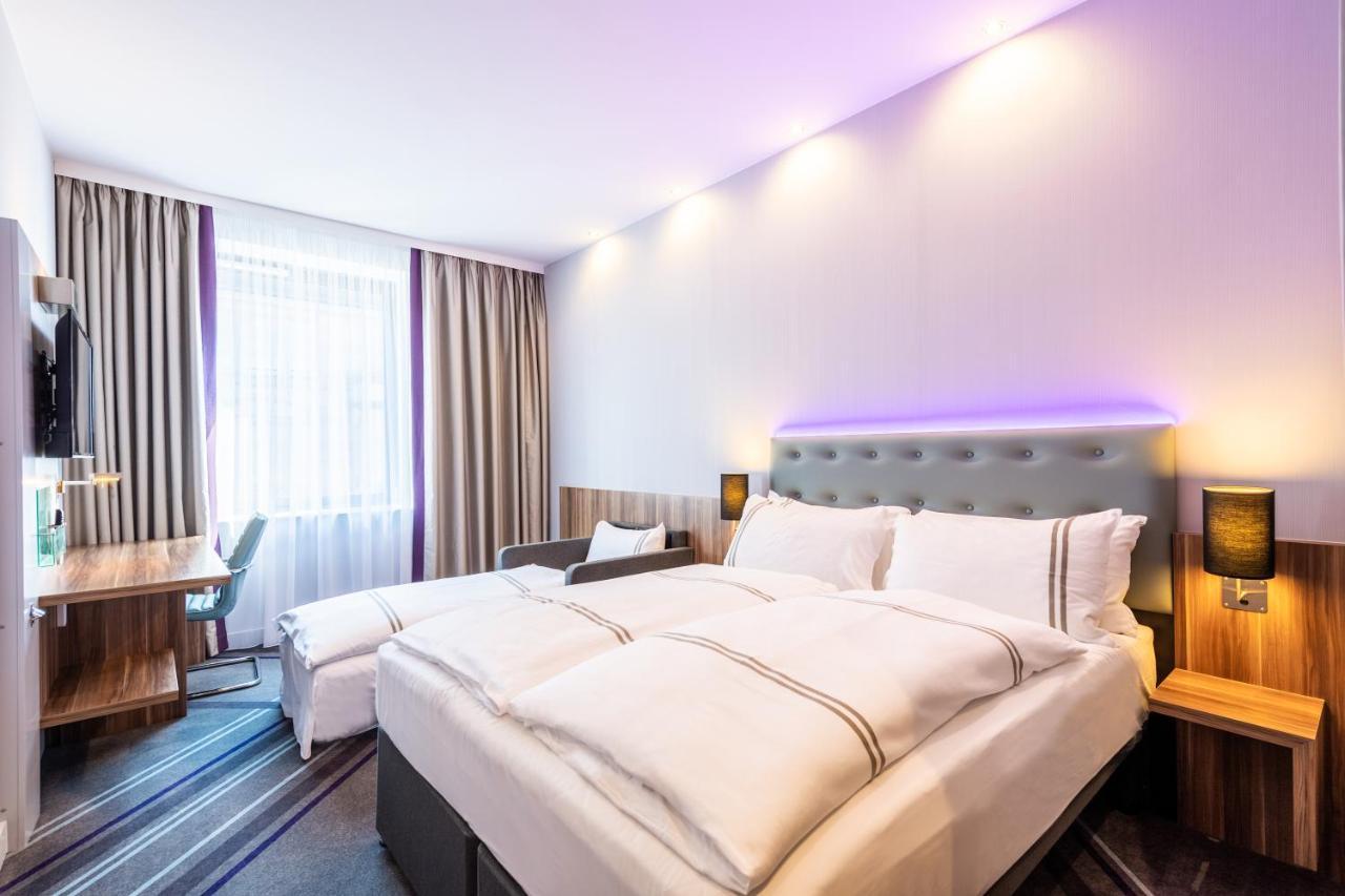Premier Inn Frankfurt City Centre Frankfurt am Main Exterior foto
